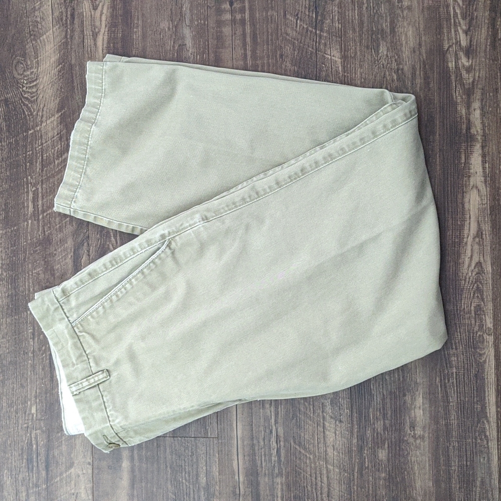 Dockers D3 Classic Khaki Pants